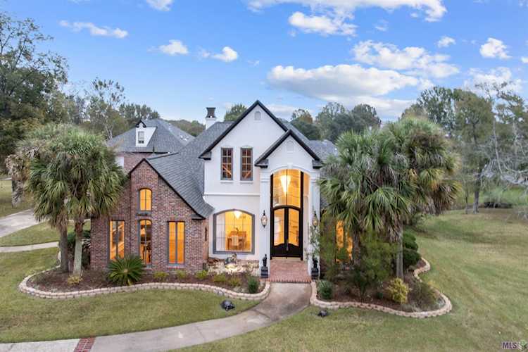 18654 Perkins Road East Prairieville, LA 70769