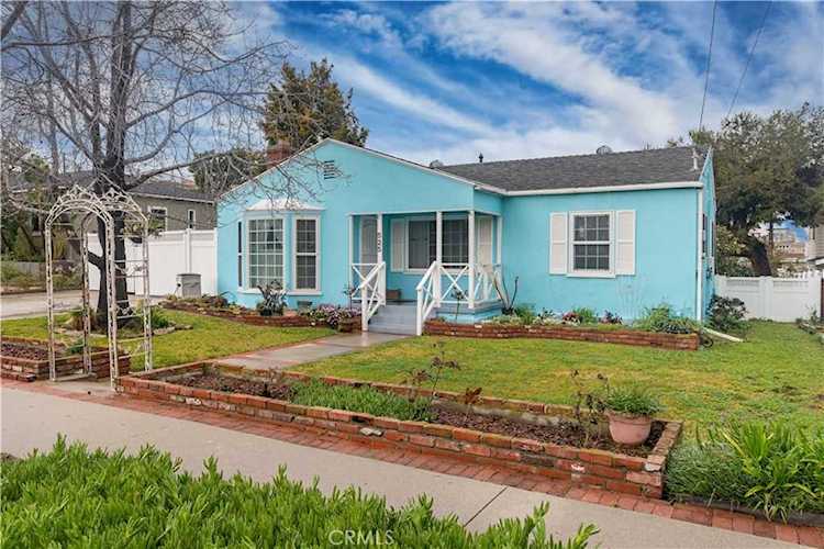 525 E Maple Ave El Segundo, CA 90245