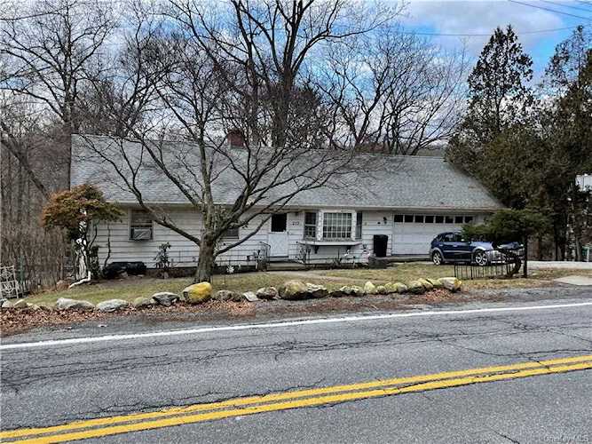 253 Lafayette Avenue Cortlandt Manor, NY 10567