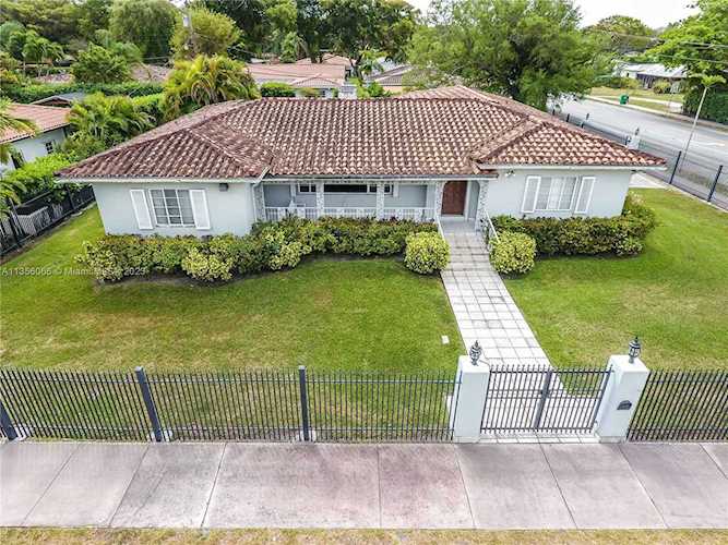 1558 Sevilla Ave Coral Gables, FL 33134