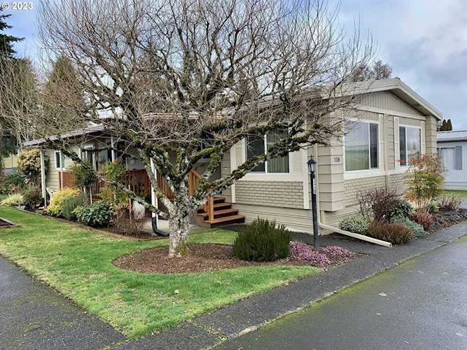 Buy, sell, or invest in property with Donna Roberts Group. Professional real estate services in Camas, WA & surrounding counties as well as Portland, OR Photo 1