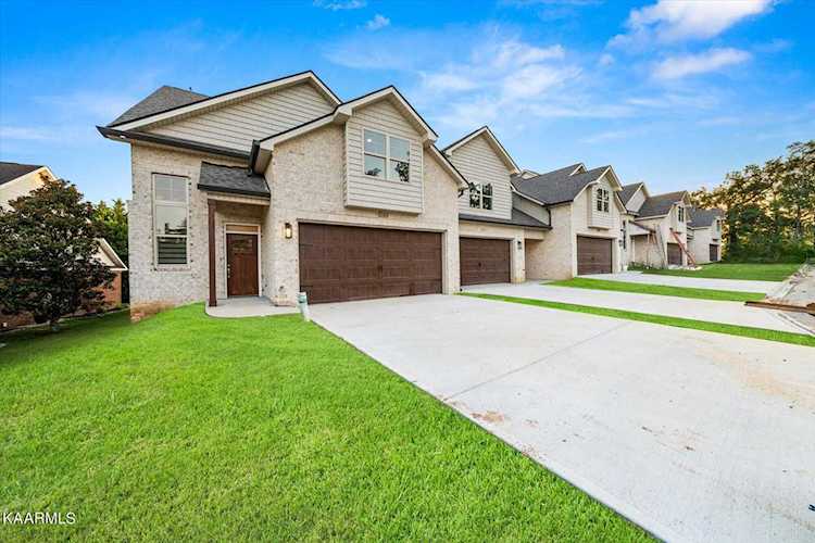2101 Rose Cottage Way Knoxville, TN 37931