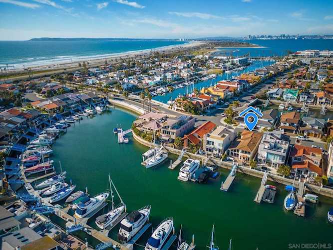 36 Green Turtle Rd Coronado, CA 92118