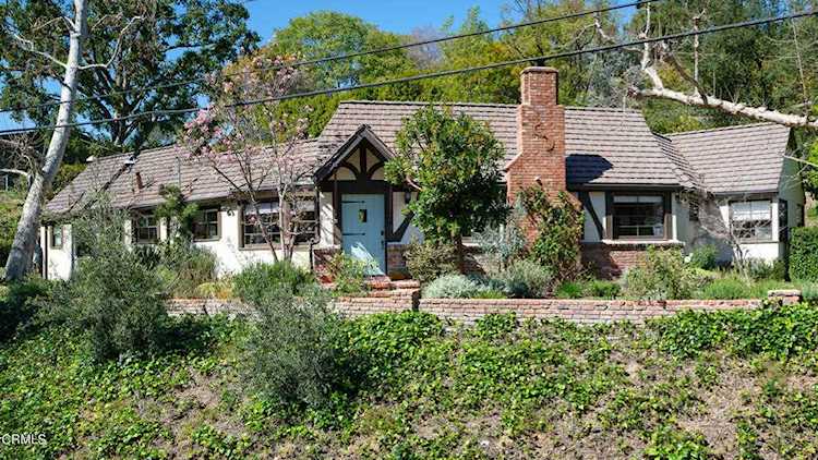 11435 Canton Dr Studio City, CA 91604
