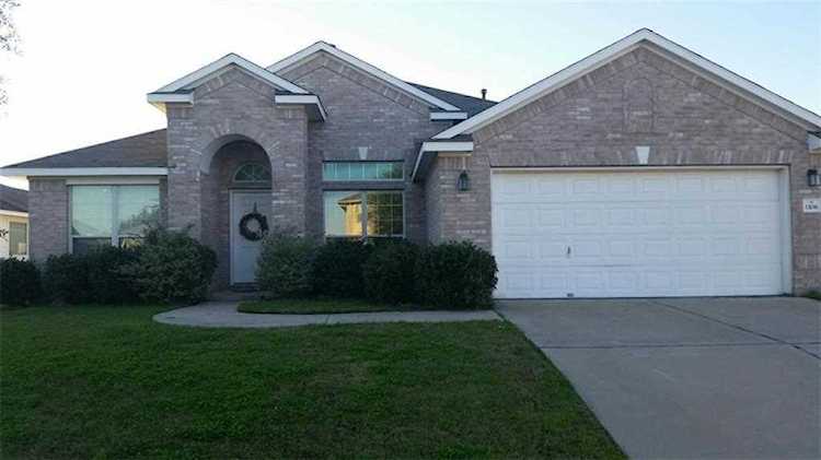 1106 Samson DR Hutto, TX 78634