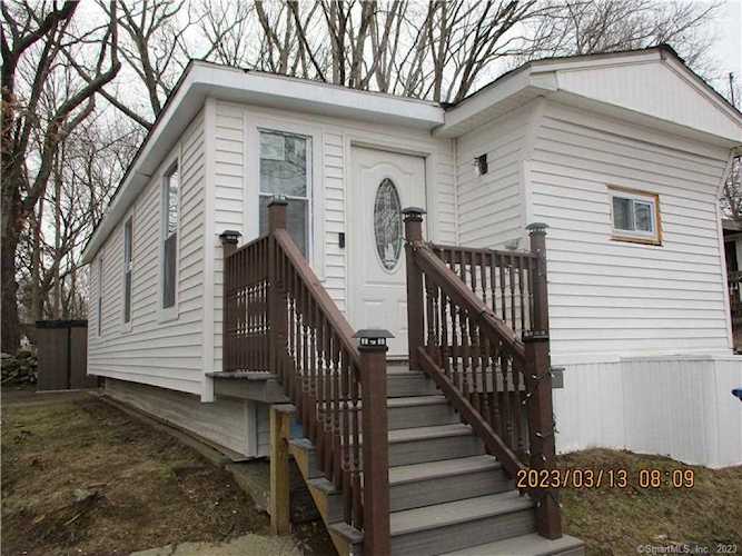 133 West Main Street #A17 Clinton, CT 06413