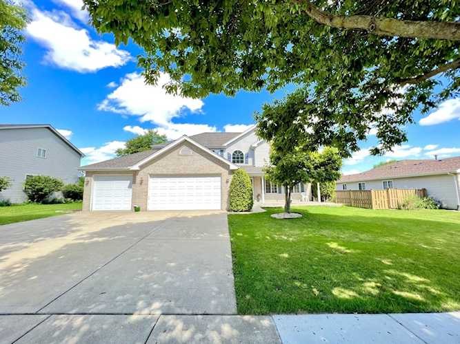 607 Superior Dr Romeoville, IL 60446