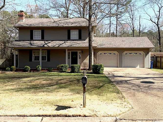 8 Yazoo Cove Maumelle, AR 72113