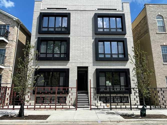 721 N Elizabeth St #3N Chicago, IL 60642