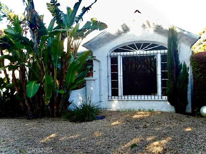 1641 S Point View St Los Angeles, CA 90035 | MLS SR23042201 Photo 1