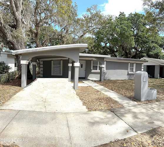 421 Lockhart Street, Daytona Beach, FL 32114 MLS 1106827 Hibiscus