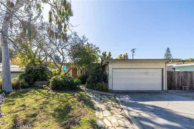 1350 Curtis Ave Manhattan Beach, CA 90266