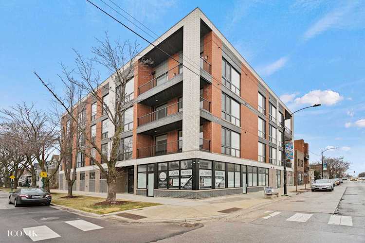 2402 W Carmen Ave #201 Chicago, IL 60625