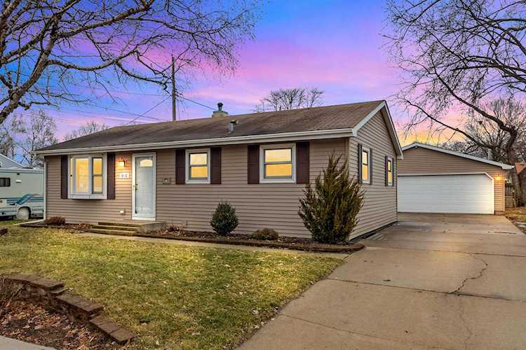 2512 S Kernan Ave Appleton, WI 54915 home for sale, MLS#50271117 - Dallaire Realty Photo 1