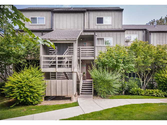 4 Touchstone DR #151 Lake Oswego, OR 97035