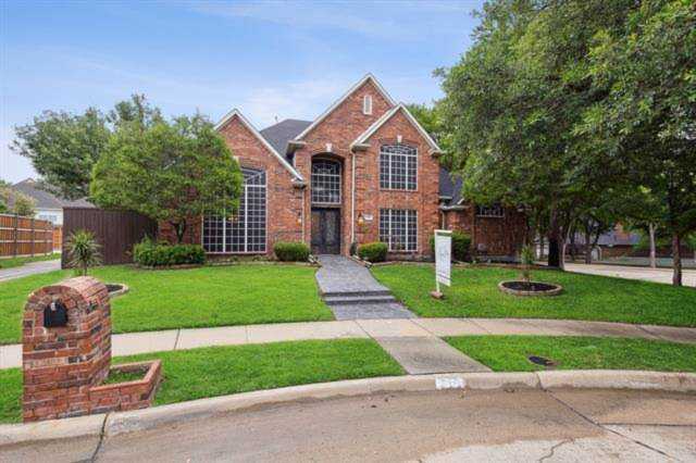 5601 Woodhaven Court Plano, TX 75093