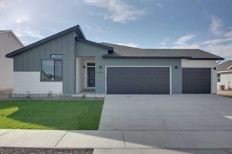 1601 Fishertown Ave Caldwell, ID 83605 | MLS 98867589 Photo 1