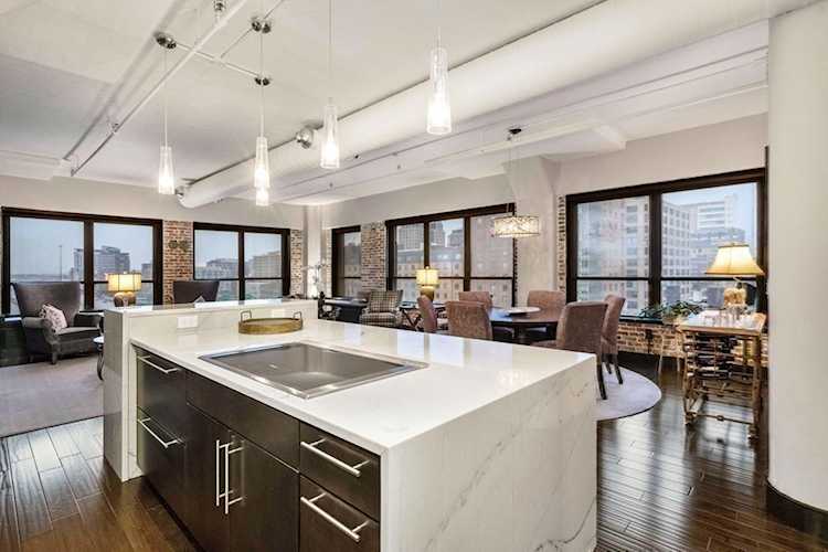 210 Lincoln St #801 Boston, MA 02111