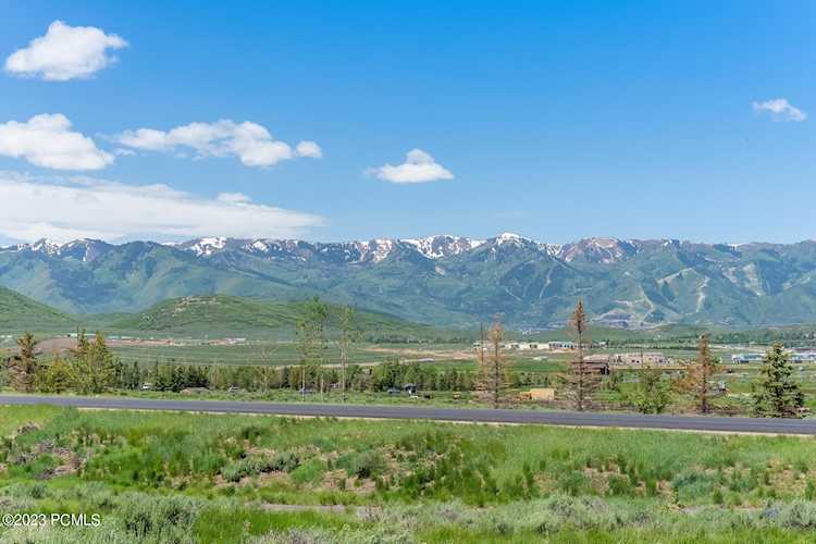6681 Dakota Trl Park City, UT 84098