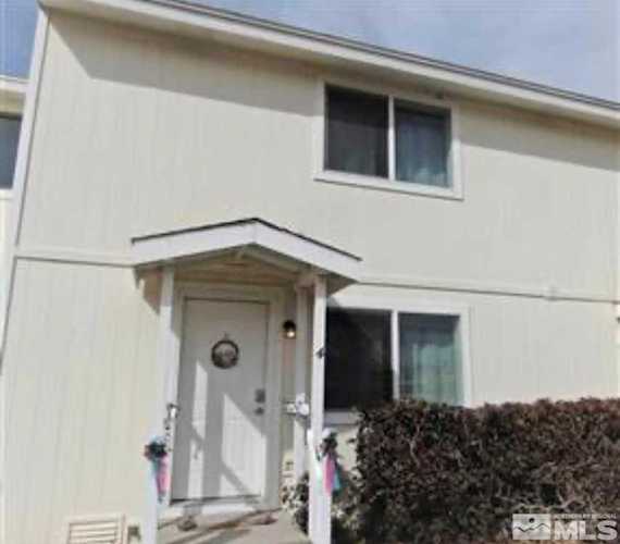 1277 Redwood Cir Gardnerville, NV 89460-8822
