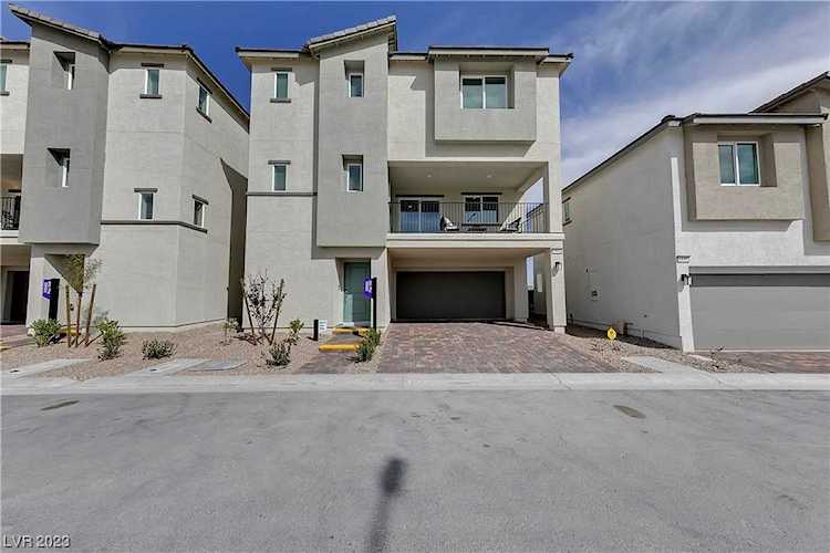 6843 Evening Orchid St North Las Vegas, NV 89086