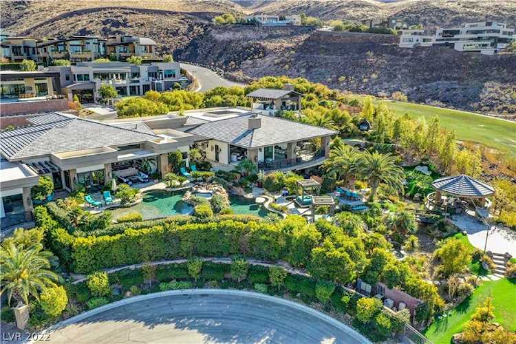 677 Boulder Summit Dr Henderson, NV 89012