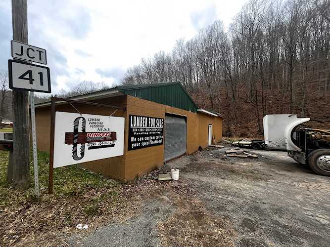 12733 Webster Rd Summersville, WV 26651
