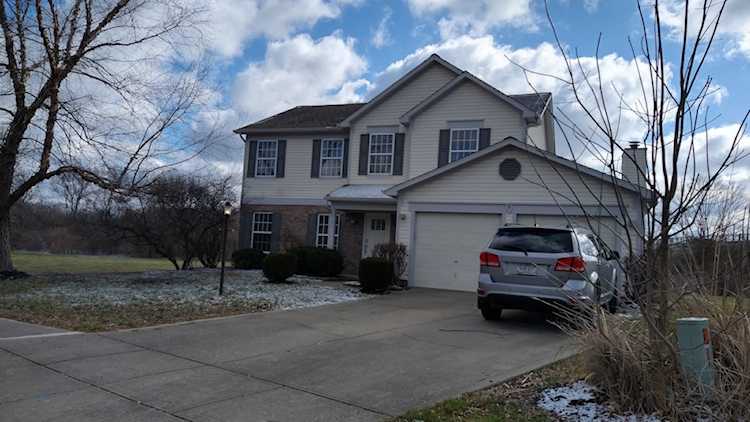 2103 Napa Circle Indianapolis, IN 46214 | MLS 21910476 Photo 1