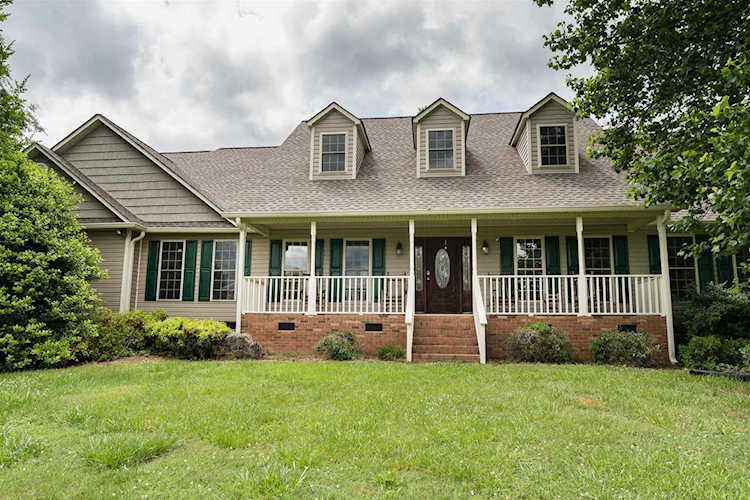 355 Page Rd Campobello, SC 29322 | MLS 290416 Photo 1