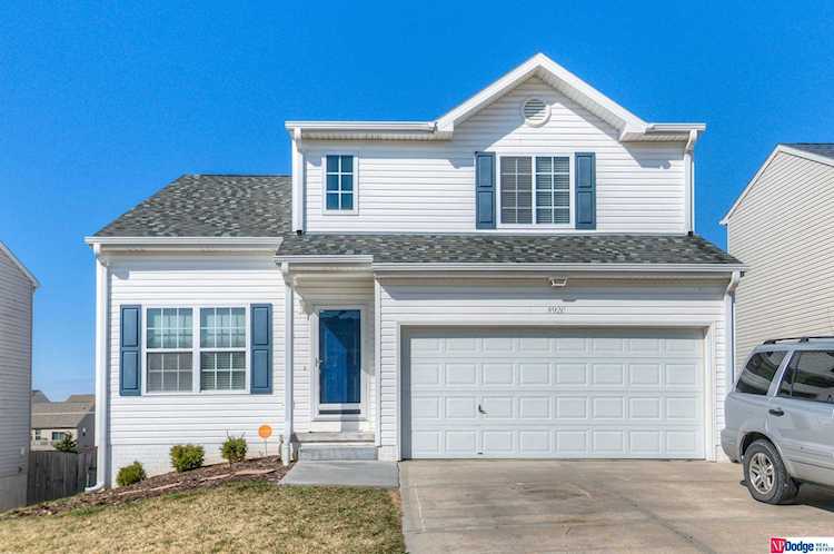 8920 N 155th St Bennington, NE 68007 | MLS 22300760 Photo 1