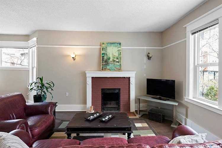 2314 Lorne St Regina, SK S4P 2M9