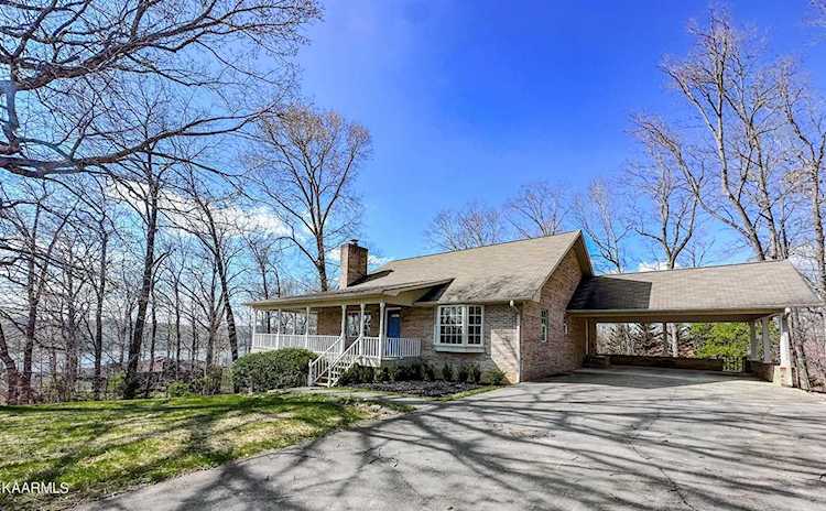 828 Rio Dr Friendsville, TN 37737