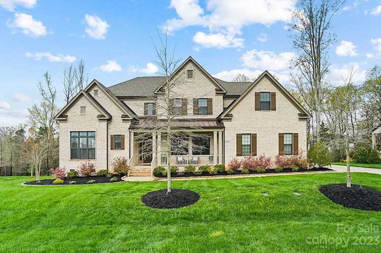 1014 Cherry Laurel Dr Waxhaw, NC 28173