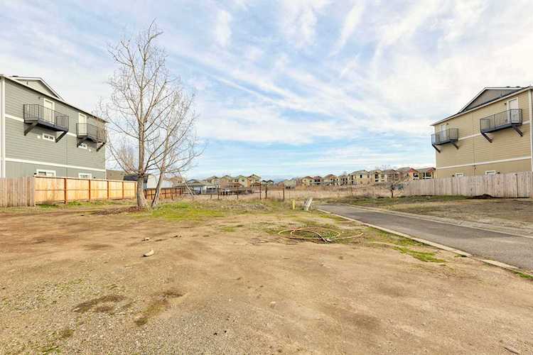 7822 Jacqueline Way White City, OR 97503