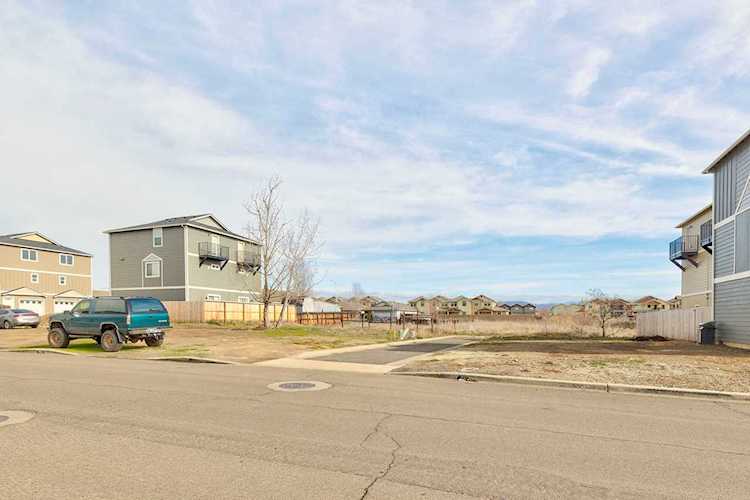 7814 Jacqueline Way White City, OR 97503