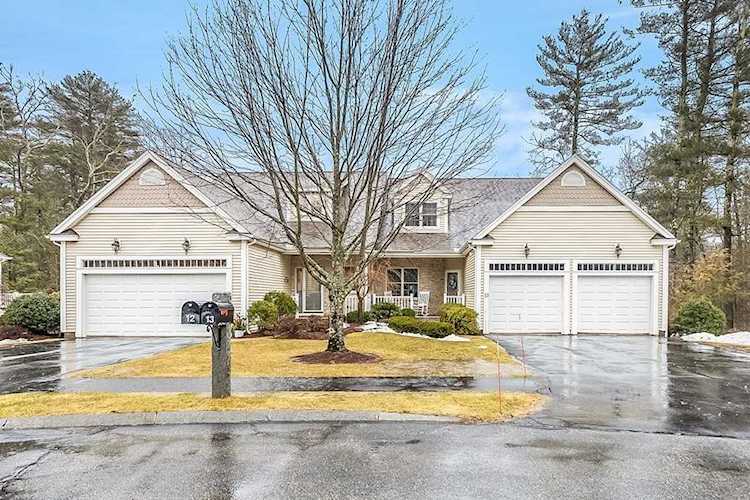 12 Raymond Ct #12 Georgetown, MA 01833