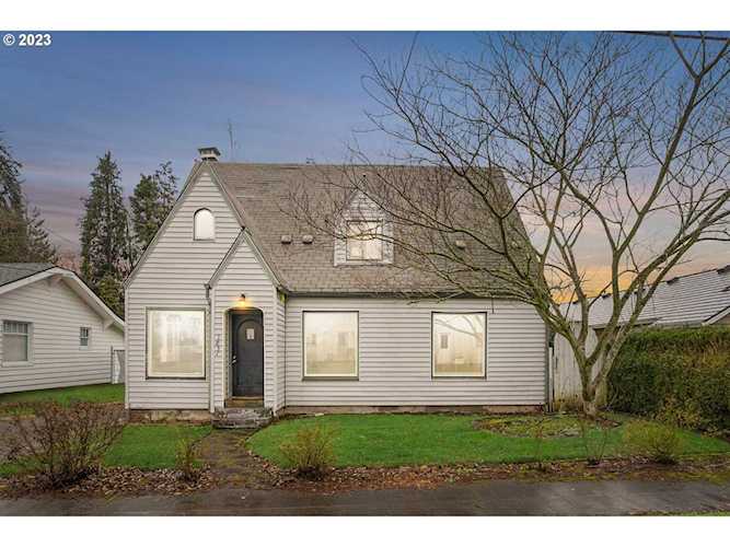 1831 SE 7th AVE Camas, WA 98607