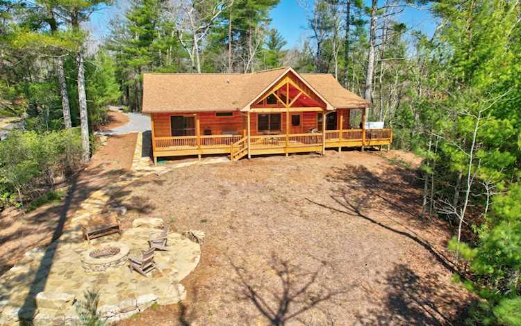 495 Choctaw Ridge Rd Blue Ridge, GA 30513
