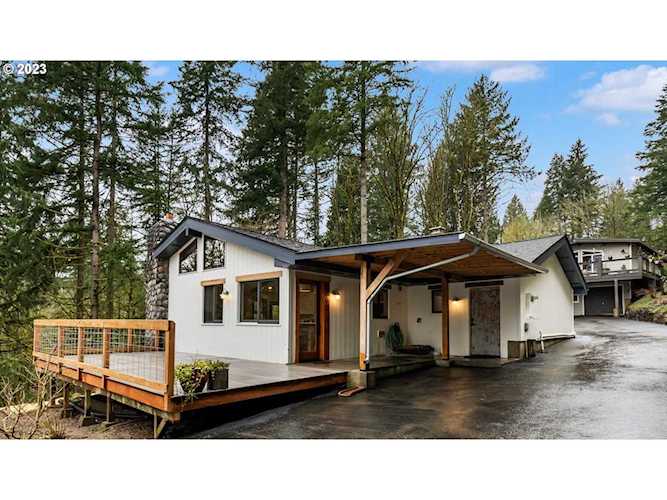 105 Finn Hall RD Woodland, WA 98674