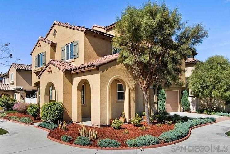 1540 Santa Alexia Chula Vista, CA 91913
