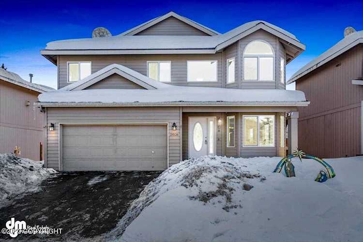 20126 Highland Ridge Dr Eagle River, AK 99577