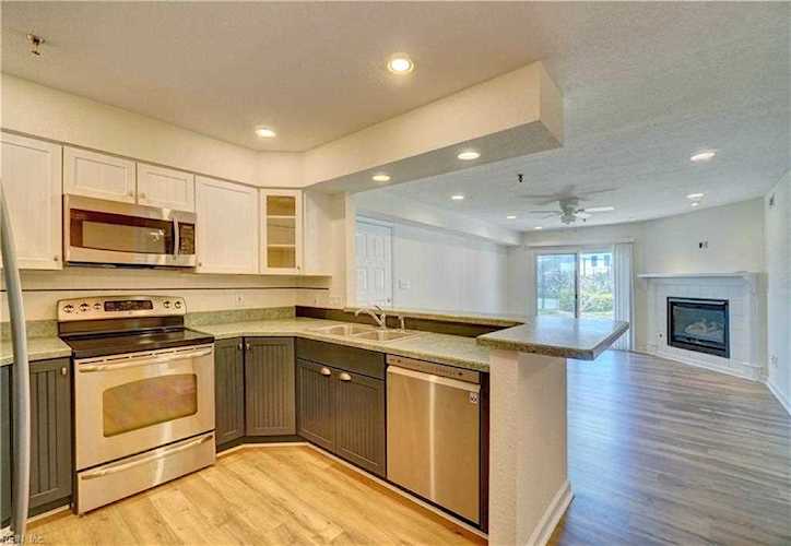 9535 Bay Front Dr #101 Norfolk, VA 23518