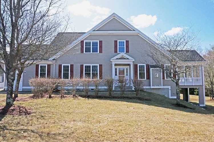 10 Margauxs Way #10 Norfolk, MA 02056