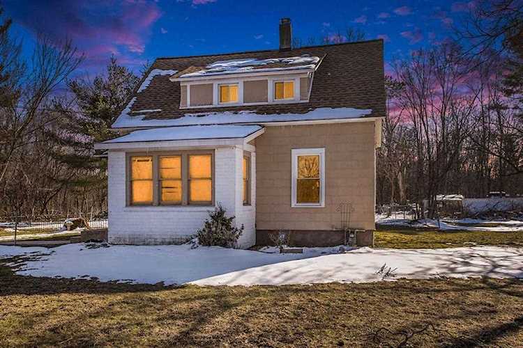 2461 W Michigan Ave Bedford Twp, MI 49037 | MLS 64023007443 Photo 1