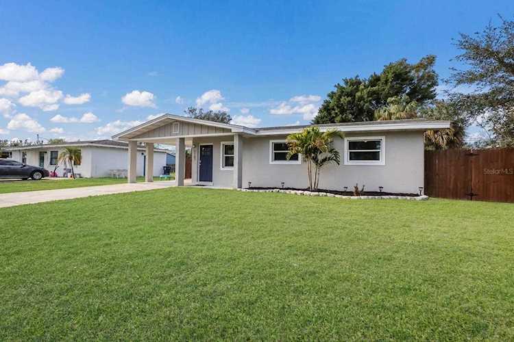 1107 25th Ave W Palmetto, FL 34221