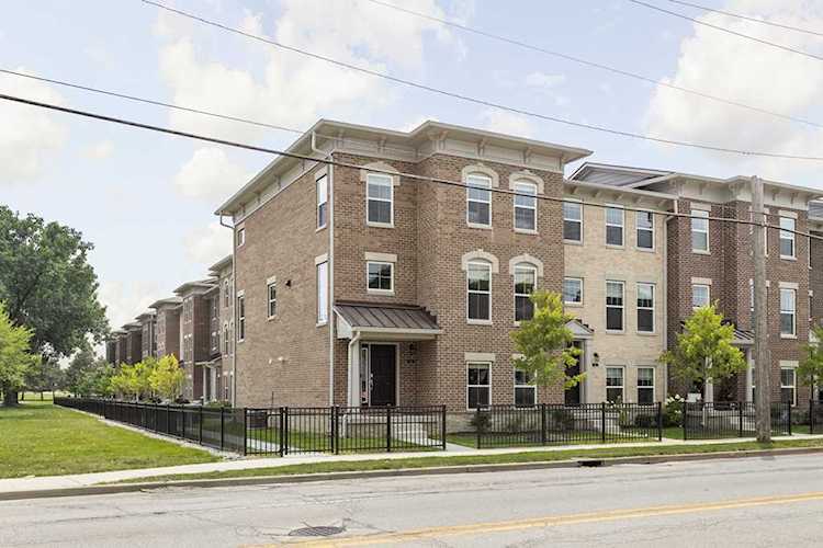 915 E 16th St Indianapolis, IN 46202