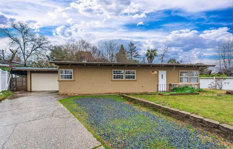 159 Kellie Lane Auburn, CA 95603