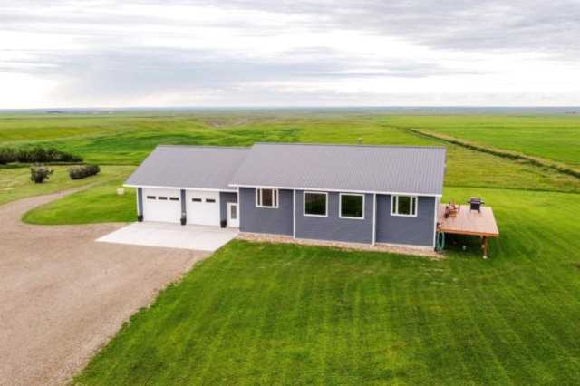11016 Range Road 34 Rural Cypress County, AB T1B 0