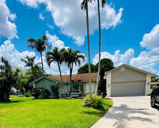 9788 Lancaster Place Boca Raton, FL 33434