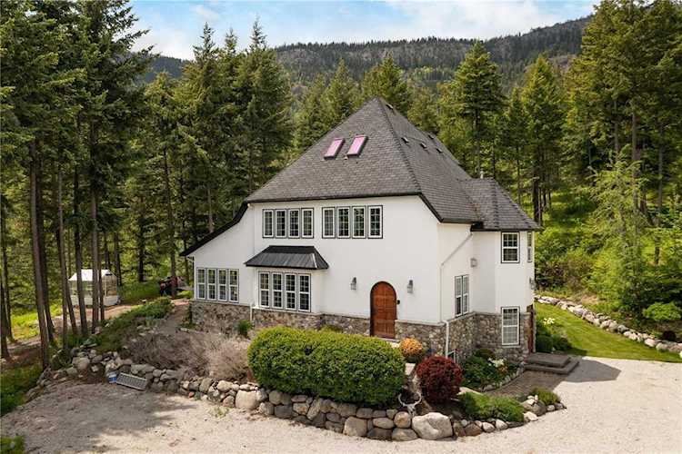 Lot 1 944 Bear Creek Road West Kelowna, BC V1Z3T6